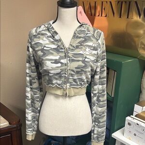 Feathers  Camouflage Zip-Up Hoodie